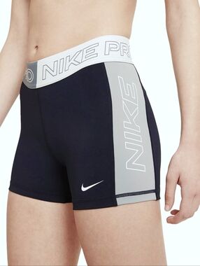 🏃‍♀️ Nike Pro Dri-FIT Training Shorts Sz M— $12